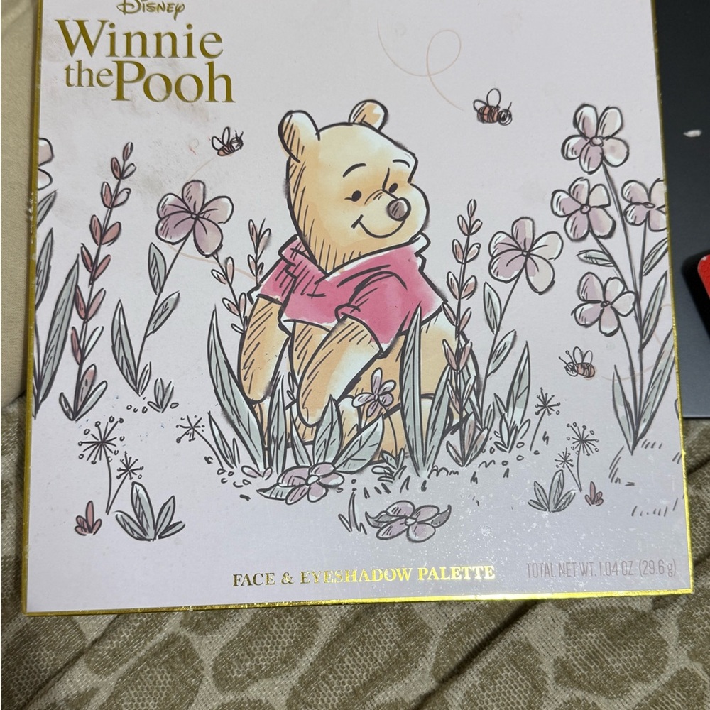 Disney Winnie the Pooh Floral Palette - Pink and Gold
